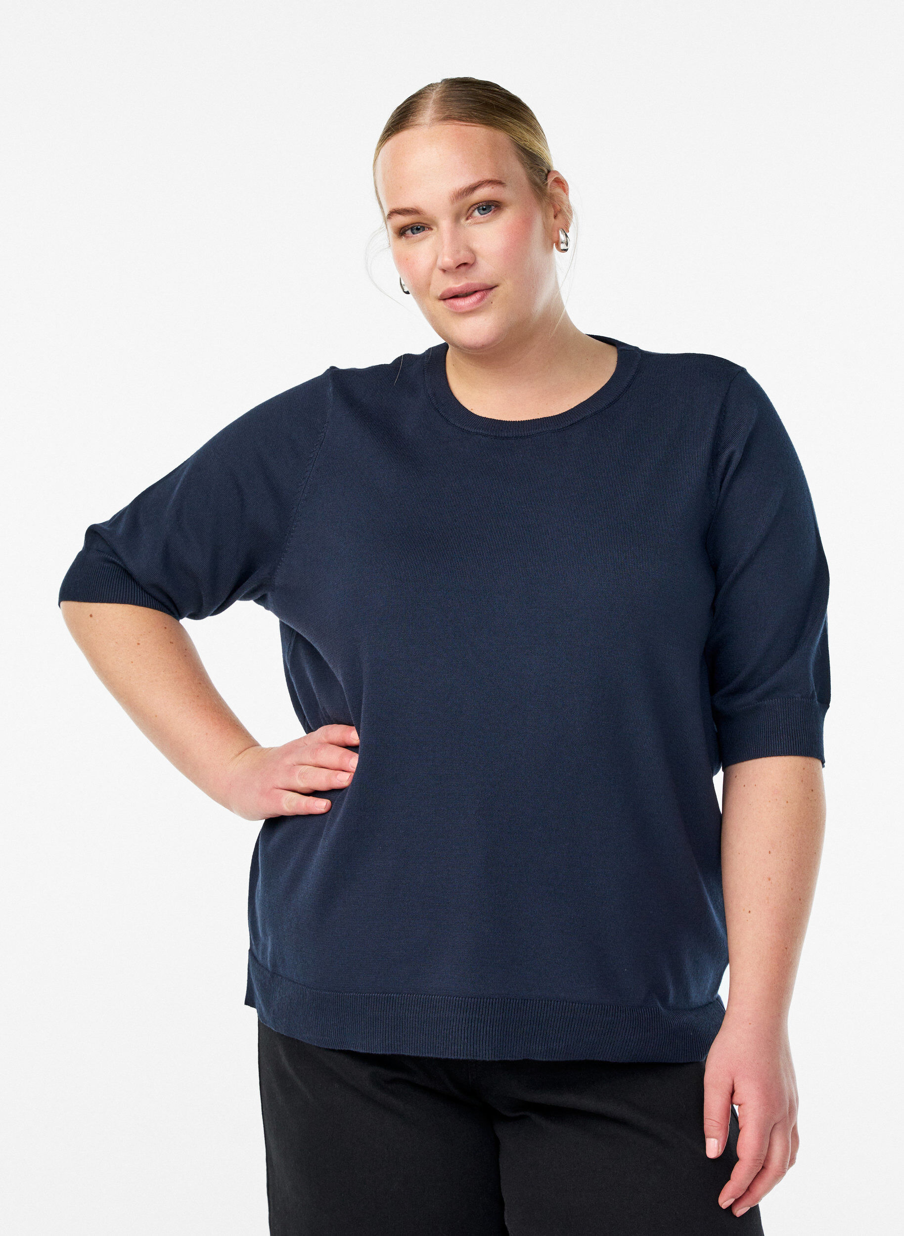 FLASH - Finstickad blus med korta &auml;rmar, Bl&aring;, Model