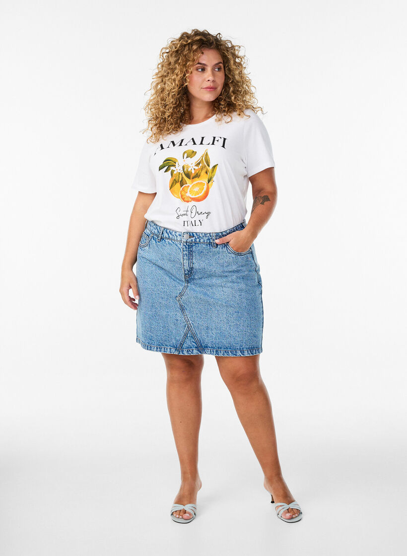 Kort jeanskjol med fickor, Bl&aring;, Model image number 1