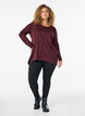 Leopardm&ouml;nstrad blus med l&aring;nga &auml;rmar, M&ouml;rk Bordeaux, Model image number 1