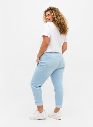 Croppade Mille jeans med mom fit och broderi, Light blue denim, Model image number 1