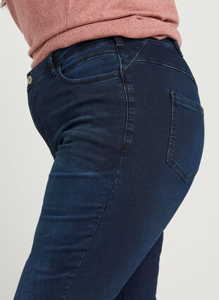 Amy jeans i super slim fit med hög midja, Dark blue denim, Model image number 2