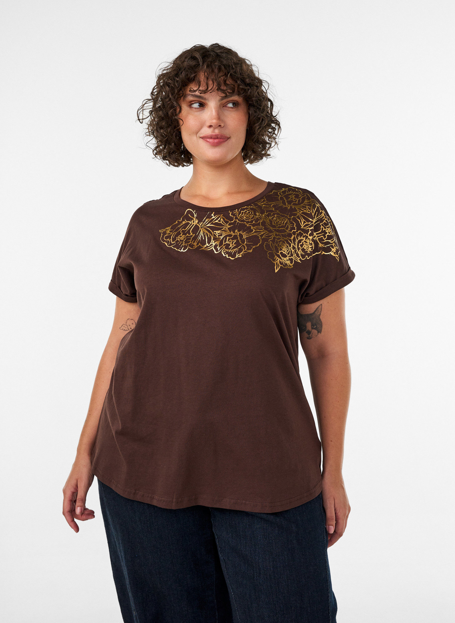 ZizziT-shirt i bomull med blommigt m&ouml;nster, Brun, Model image number 0