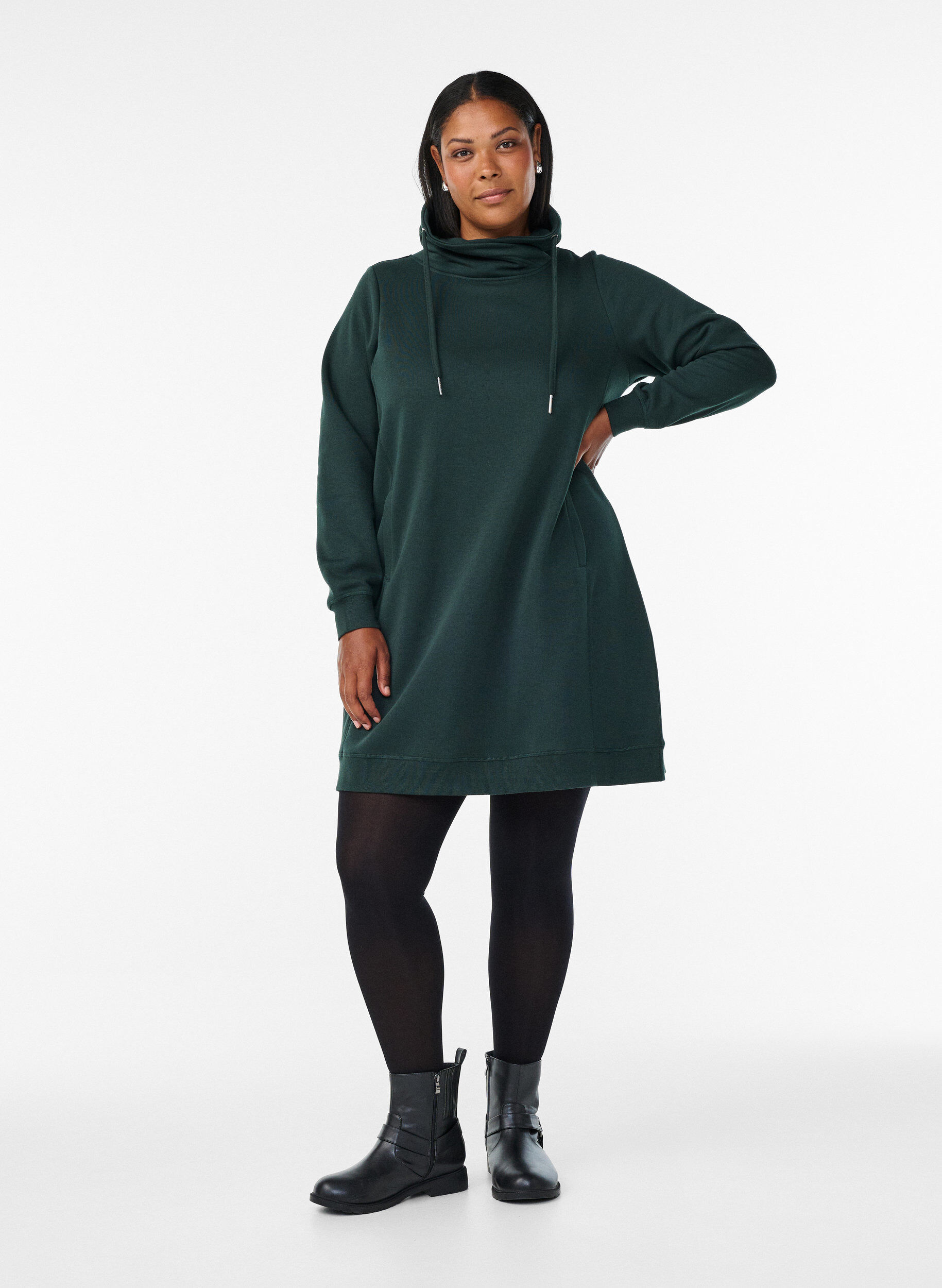 ZizziKort sweatshirtkl&auml;nning med h&ouml;g krage och fickor, Gr&ouml;n, Model image number 1
