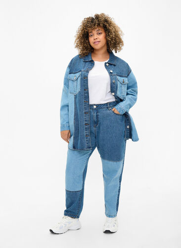 Mille mom fit-jeans med färgblock och hög midja, Light Blue Denim, Model image number 0