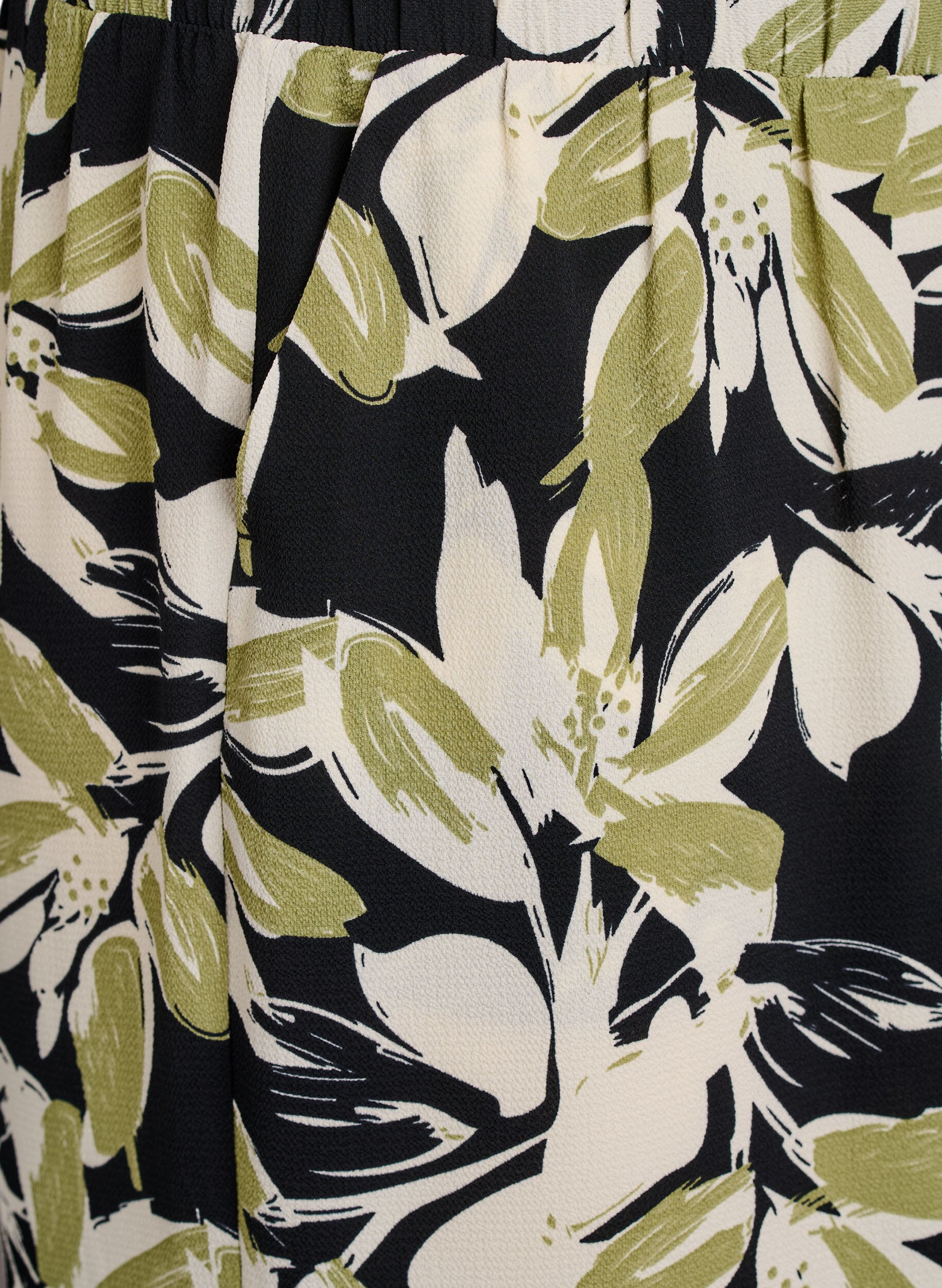 Zizzi Culottebyxor med tryck, Svart, Packshot image number 2