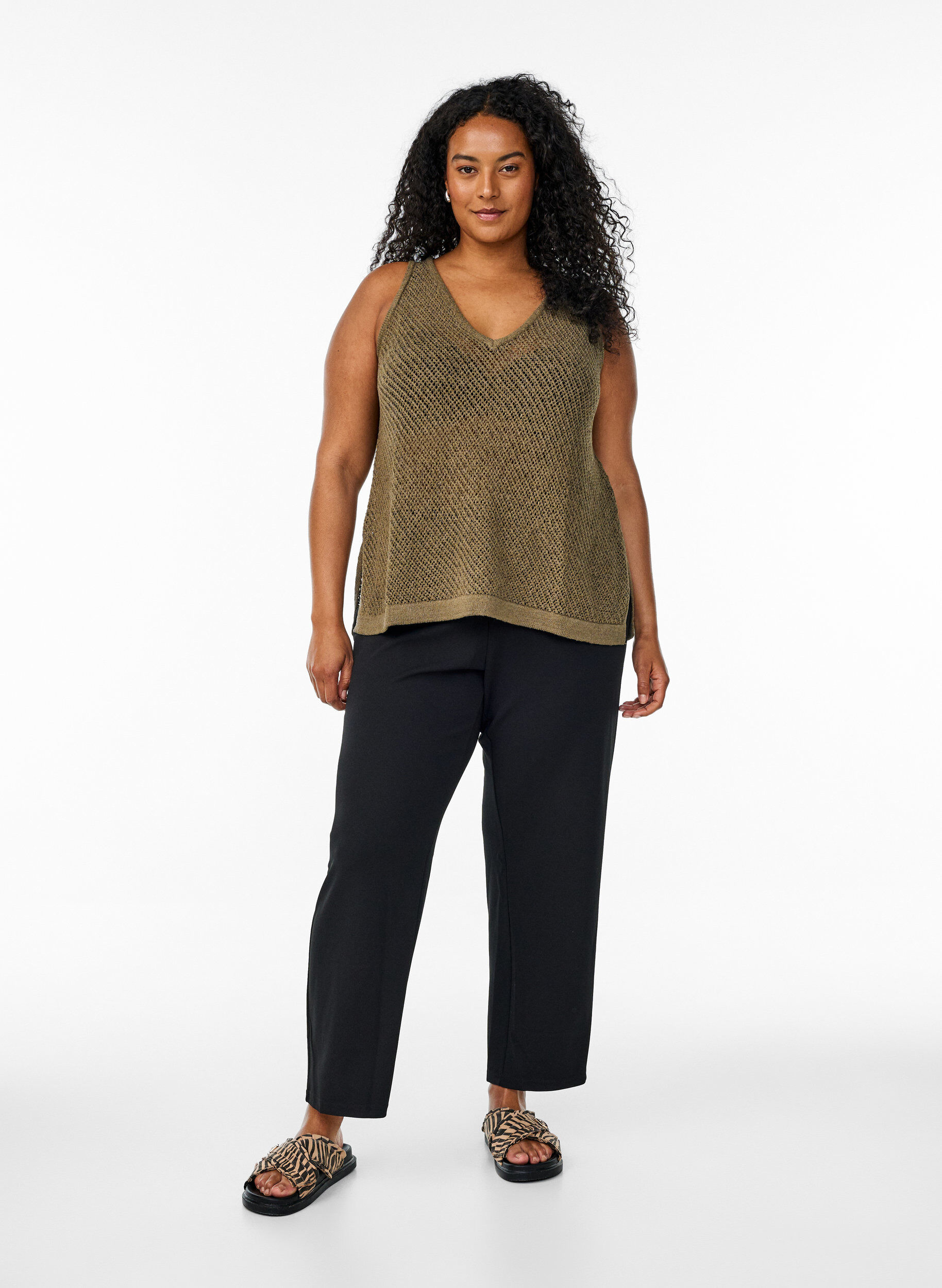 Zizzi FLASH - &Auml;rml&ouml;s stickad topp med v-ringning, Gr&ouml;n, Model image number 1