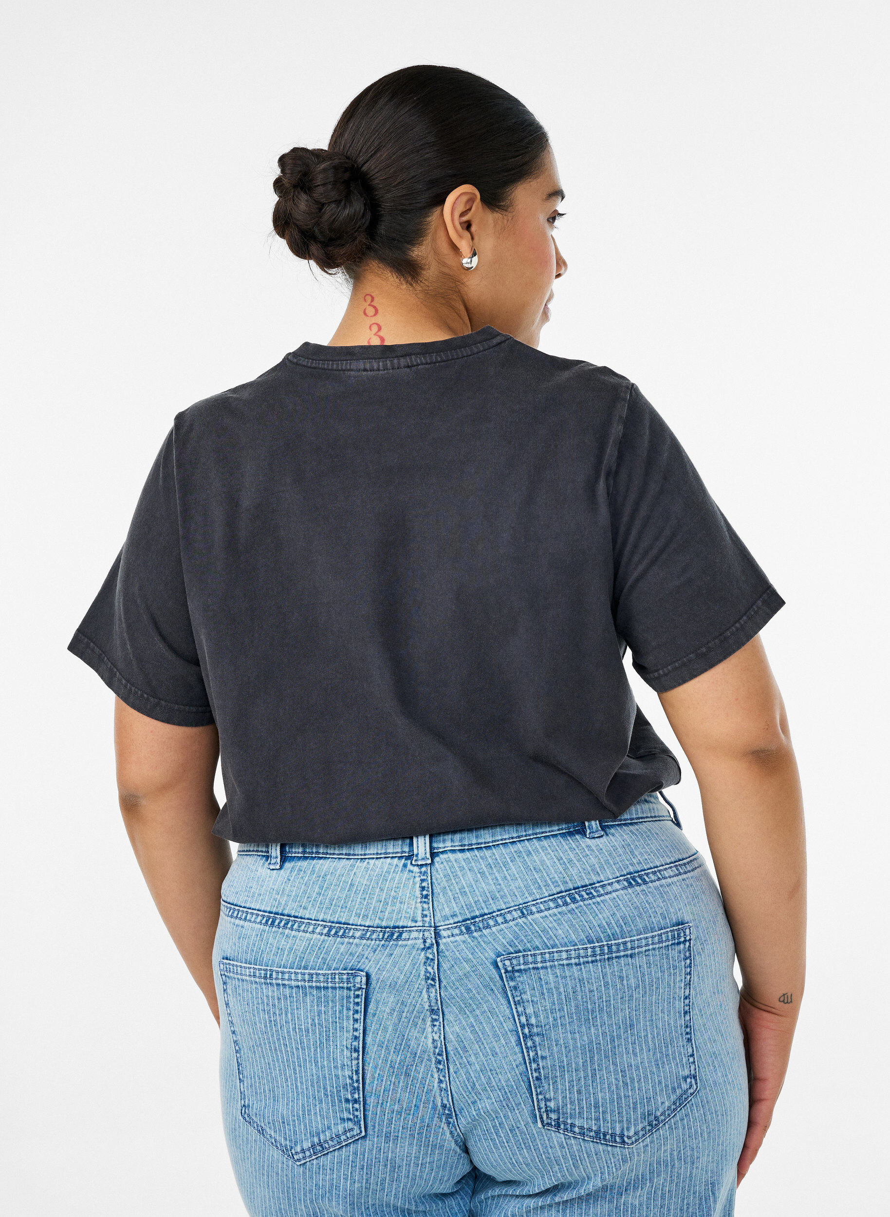 ZizziT-shirt i ekologisk bomull med rocktryck, Svart, Model image number 2