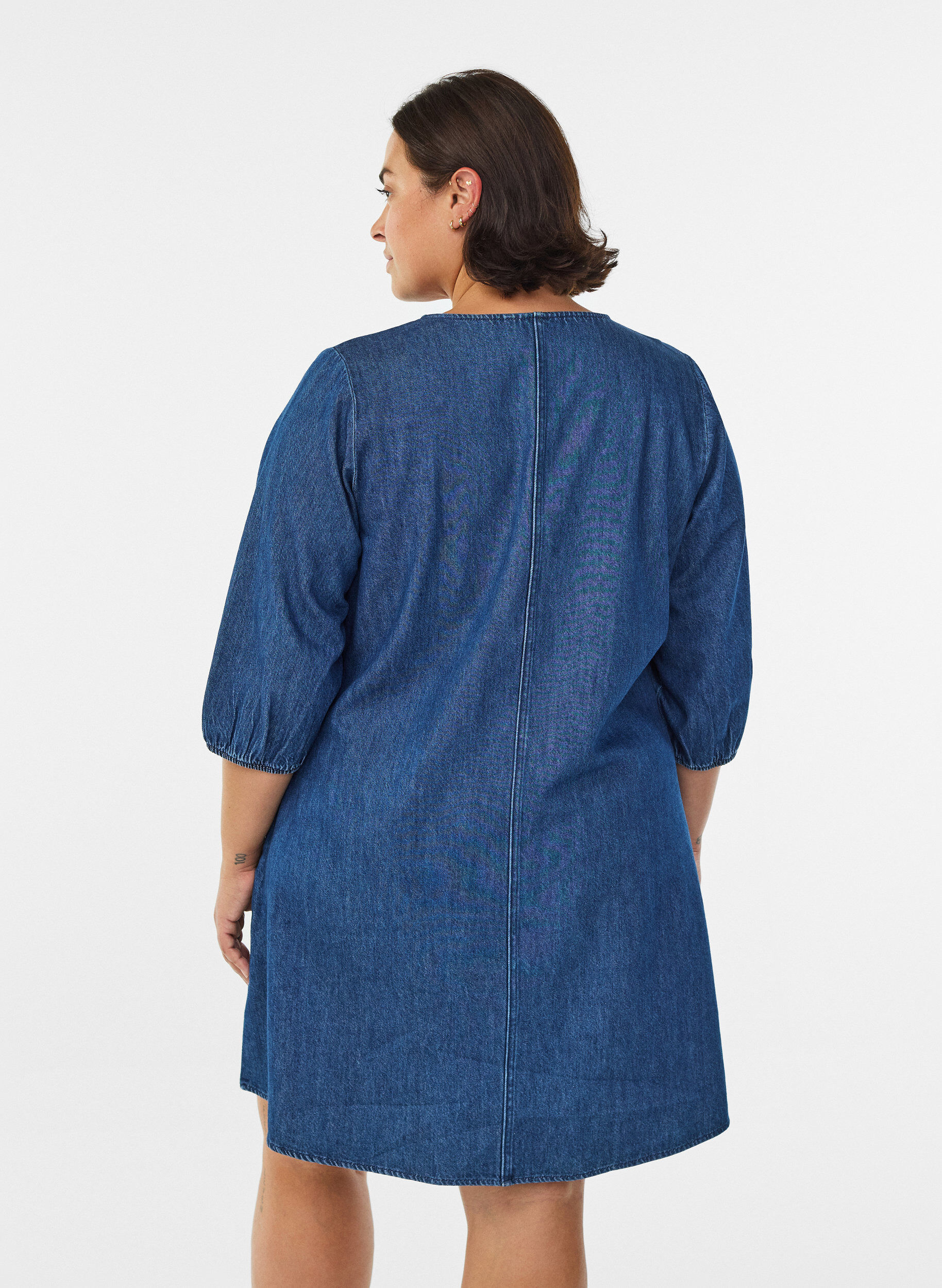 ZizziKort jeanskl&auml;nning med 3/4-&auml;rm, Bl&aring;, Model image number 2