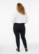 Emily-jeans med smal passform och normal midja, Svart, Model image number 1