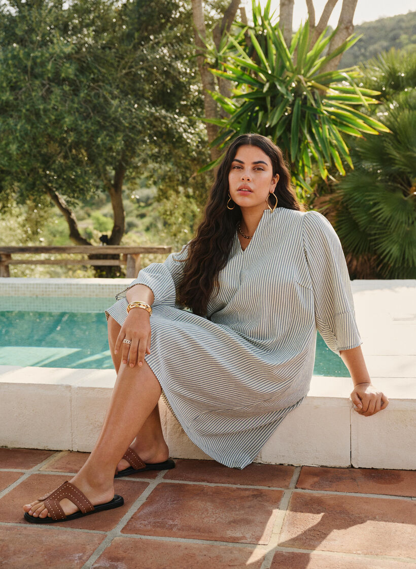 Randig klänning med trekvartsärm, Green Stripe, Image image number 0