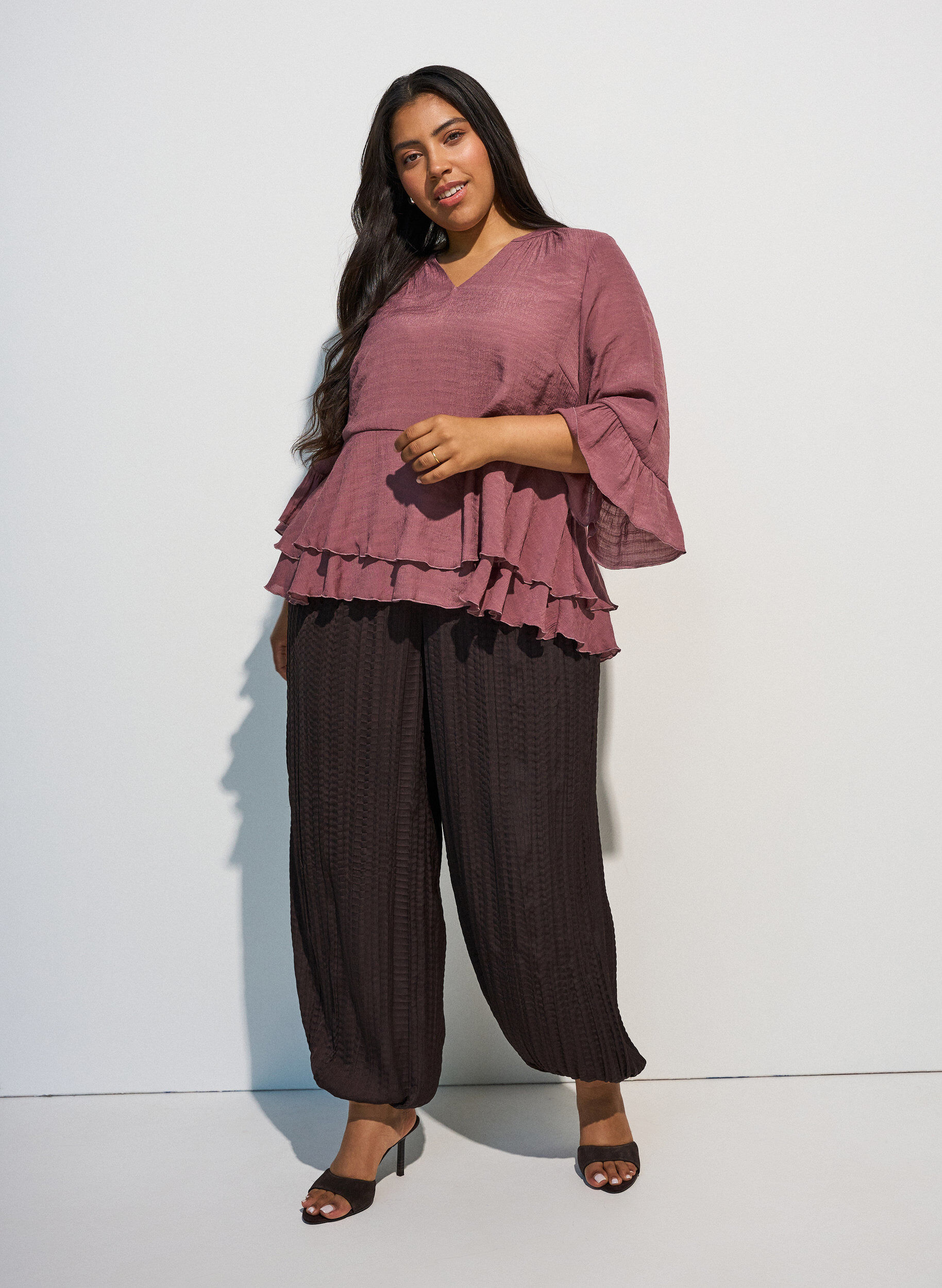 ZizziBlus med 3/4-&auml;rmar och volangdetaljer, Rosa, Model image number 1