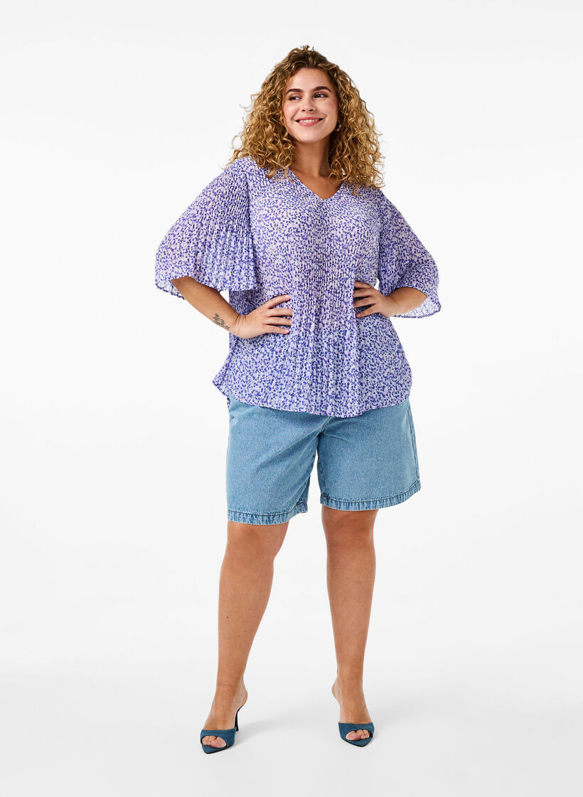 Plisserad blommig blus, Small Flower AOP, Model image number 2