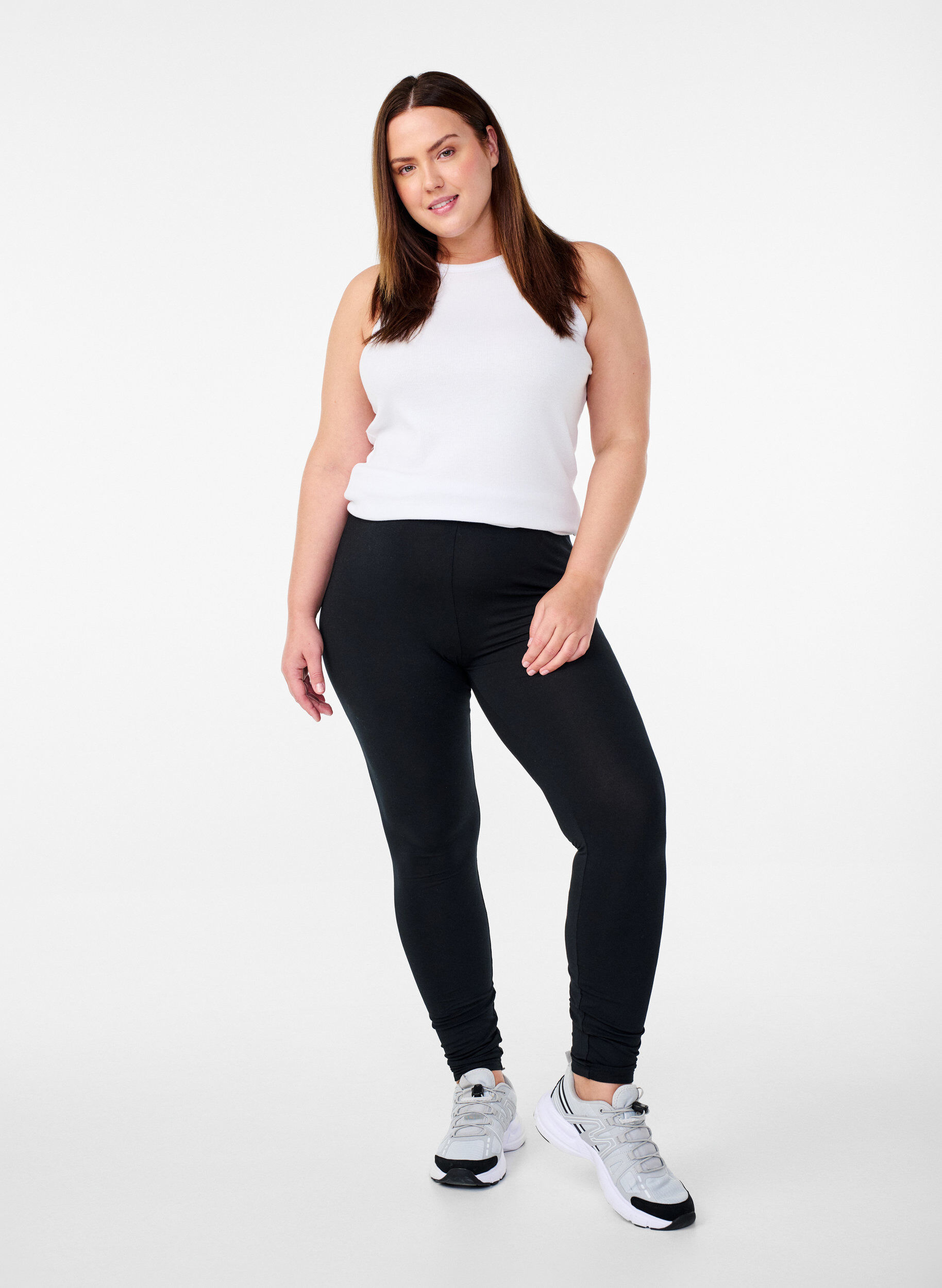 ZizziBasleggings med extra l&auml;ngd, Svart, Model image number 1