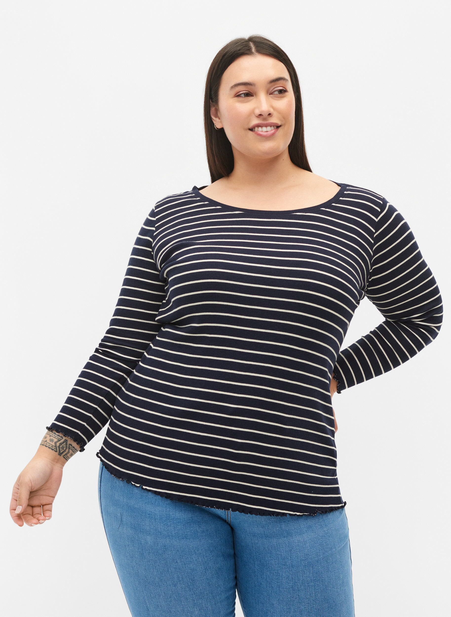 Zizzi Randig tr&ouml;ja med rund hals, Night Sky Stripe, Model image number 0