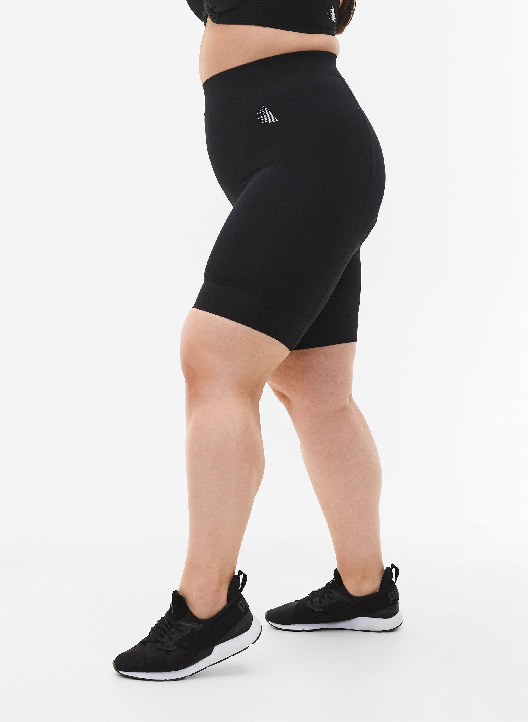 Spinning shorts online