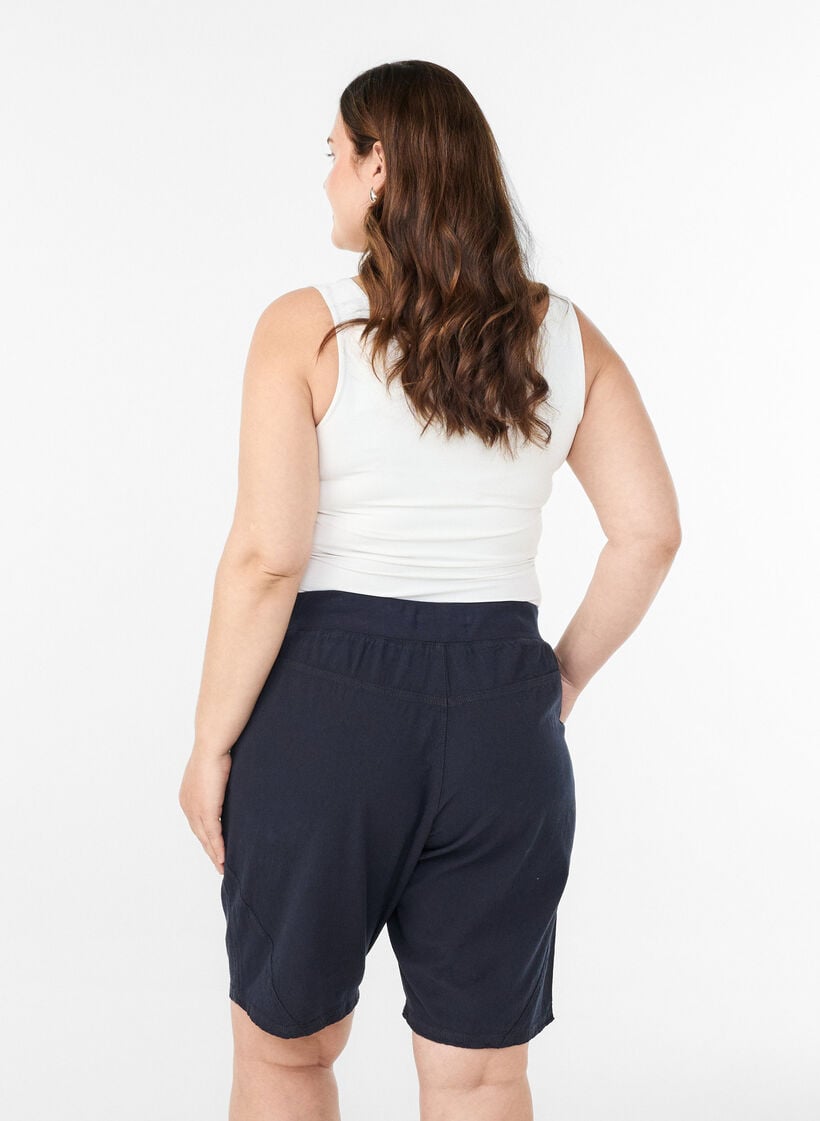 L&ouml;sa shorts i bomull med fickor, Bl&aring;, Model image number 2