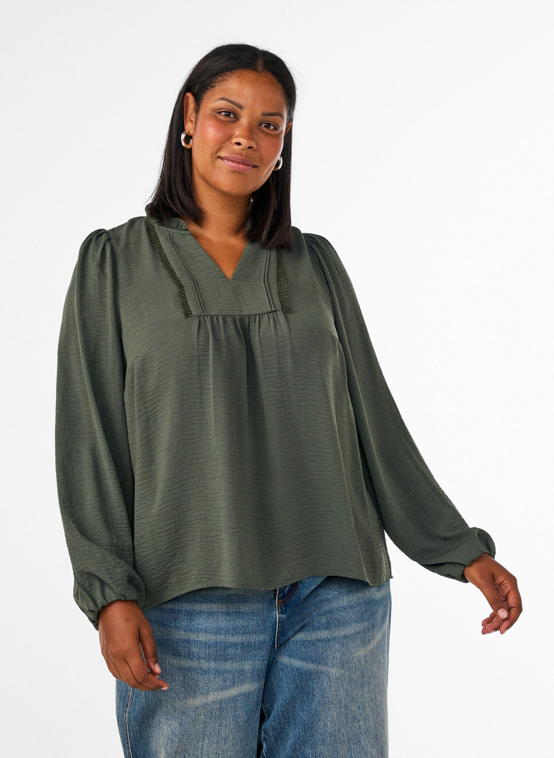 Blus med v-ringning och virkat band, Gr&ouml;n, Model