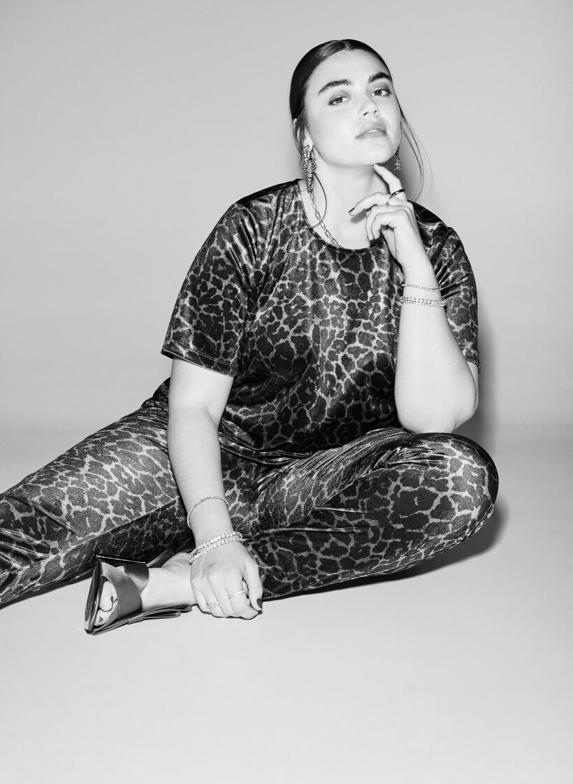 Kortärmad topp i velour, Brun, Image