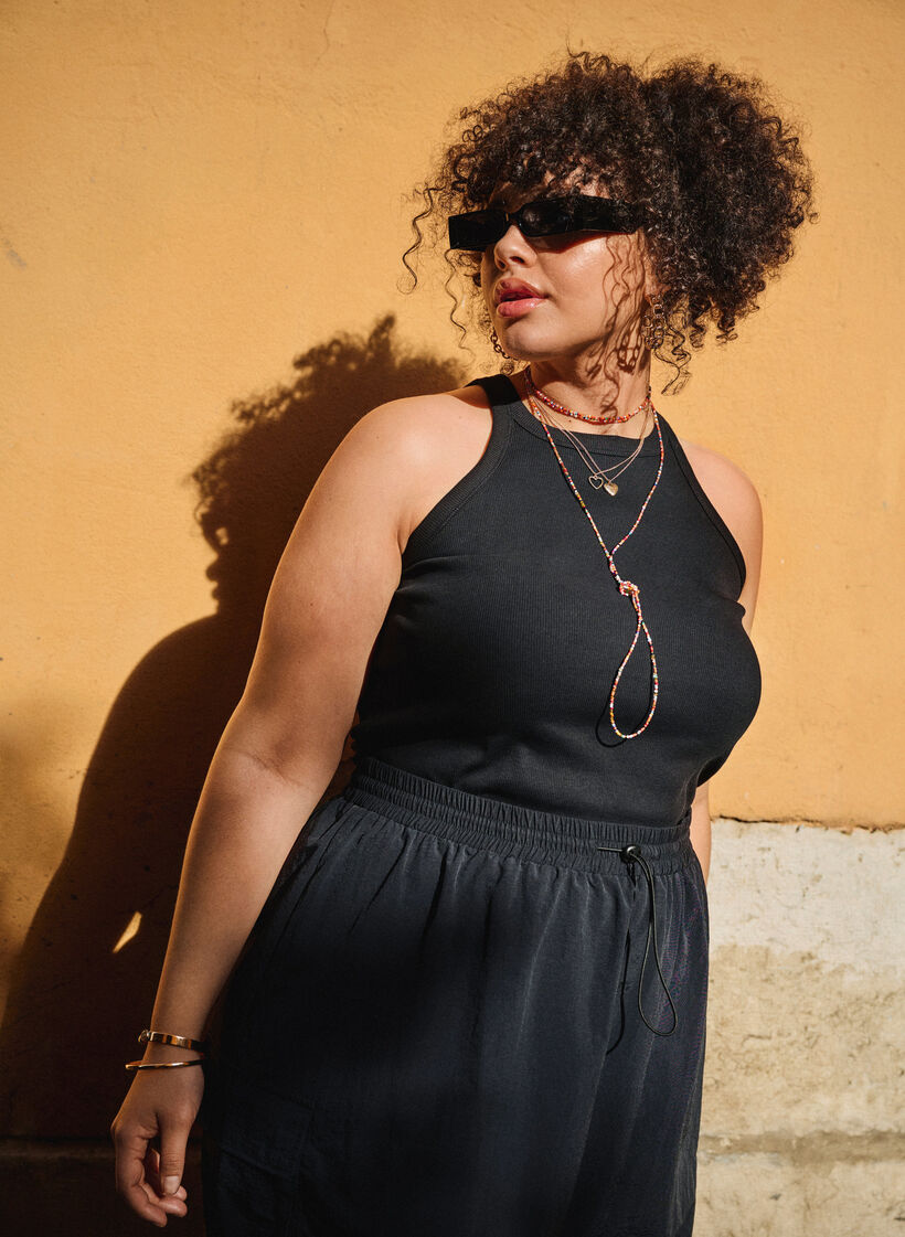 Ribbat linne i bomull, Black, Image image number 0