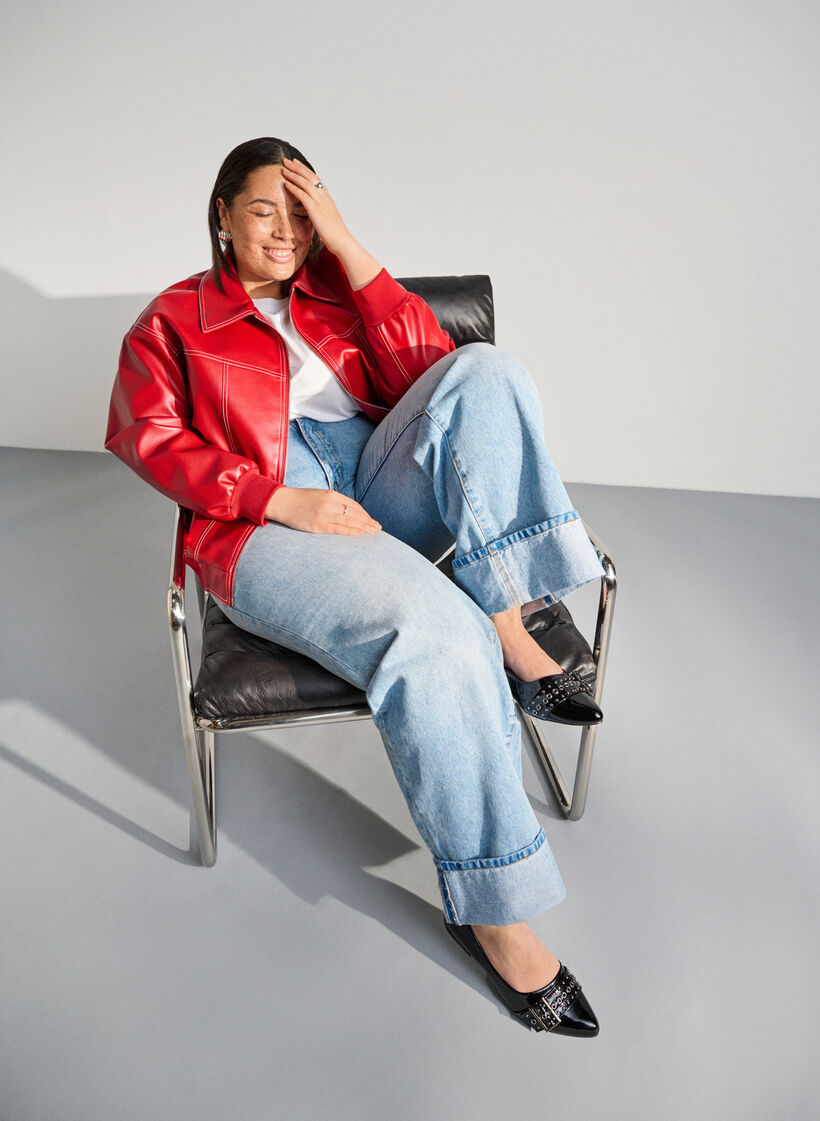 Wide fit - Ballerina med rem och nitar, Svart, Image image number 0