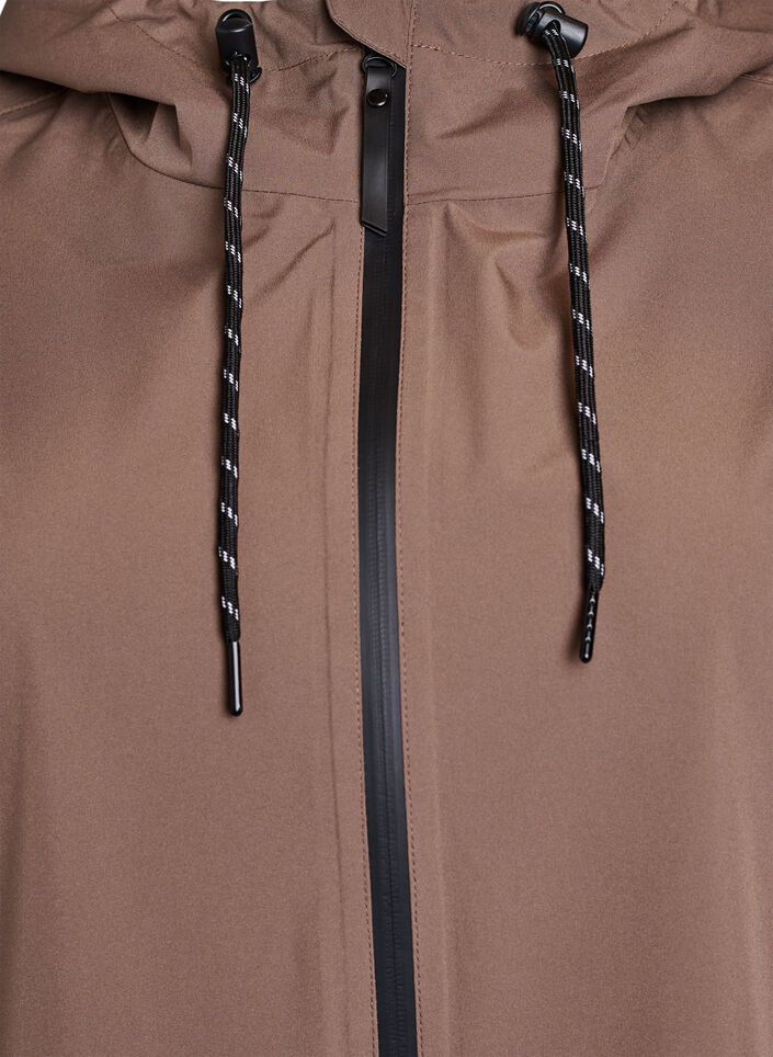 Regnjacka med fickor och huva, Brun, Packshot image number 2