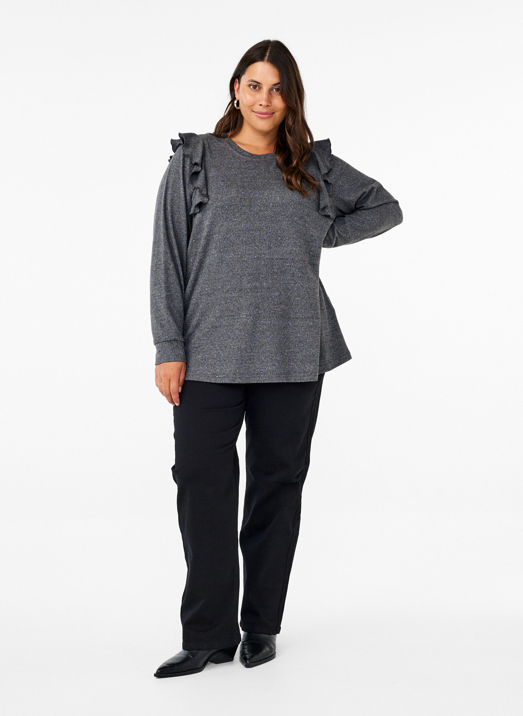 Zizzi L&aring;ng&auml;rmad blus med volangdetaljer, Dark Grey Melange, Model image number 2