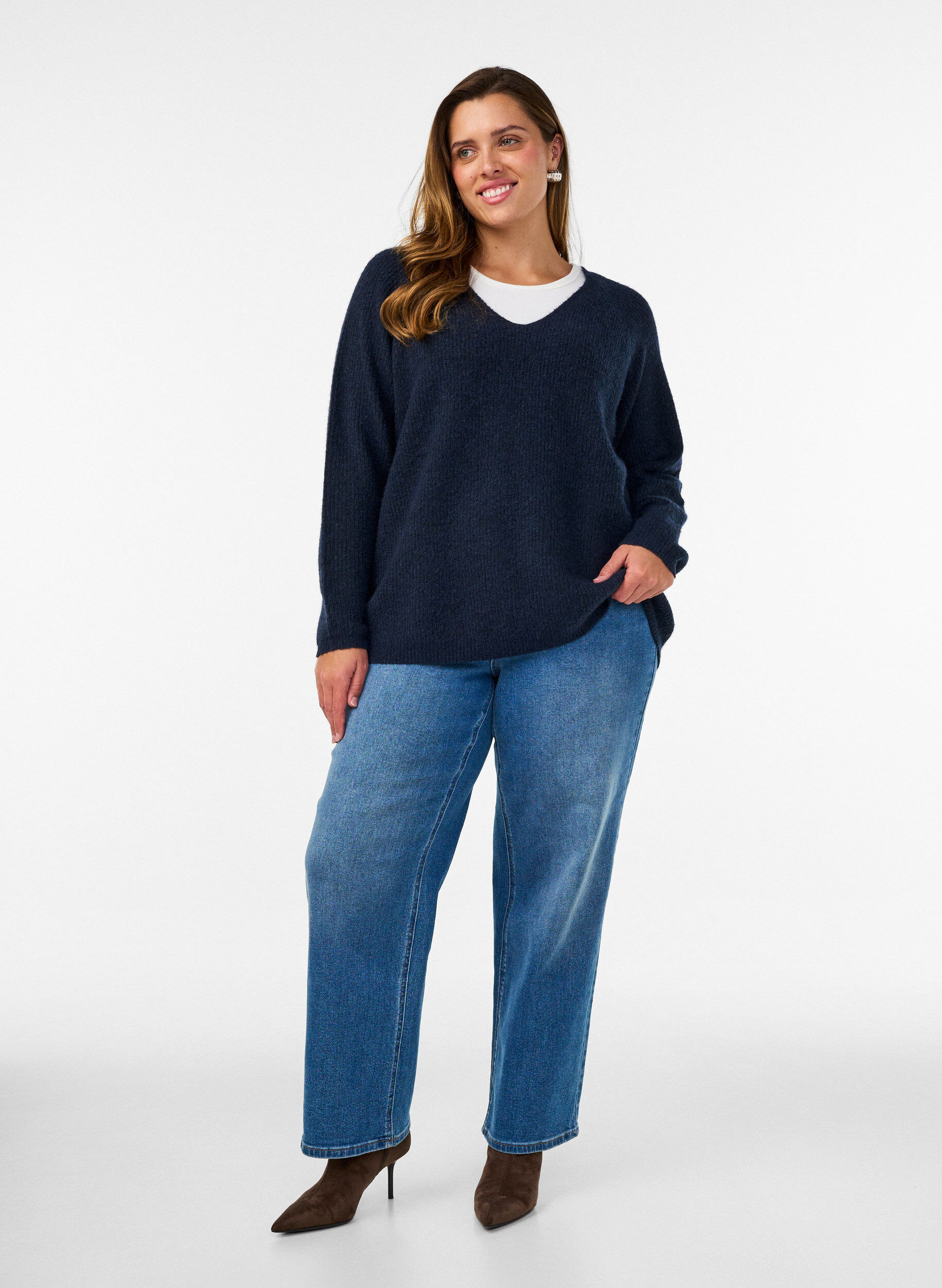 ZizziStickad blus med v-ringning och raglan&auml;rmar, Bl&aring;, Model image number 1
