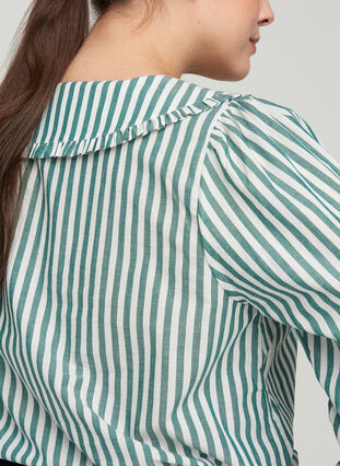 Randig skjorta i bomull, Green Stripe , Model image number 2