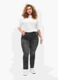 Slim fit Emily jeans med normalhög midja, Dark Grey Denim, Model