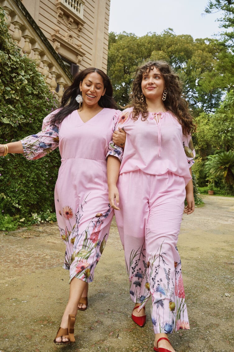 Blommiga detaljer, , Model