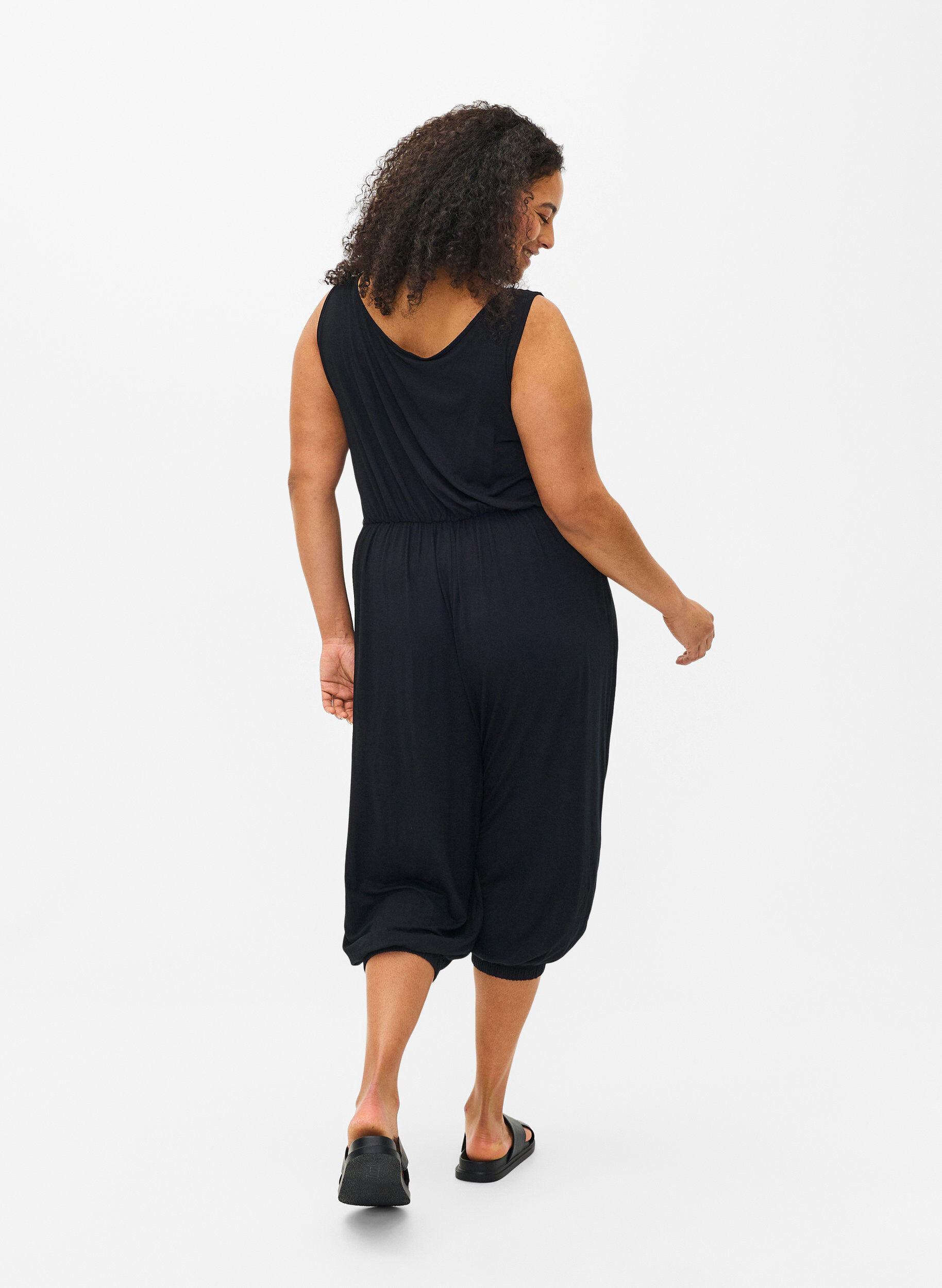 Zizzi &Auml;rml&ouml;s byxdress med fickor, Black, Model image number 1