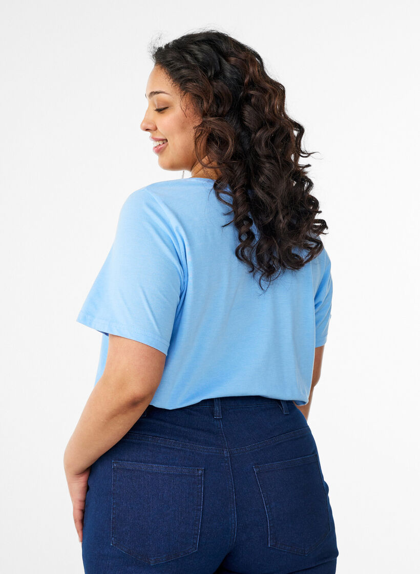 T-shirt med v-ringning, Bl&aring;, Model image number 2