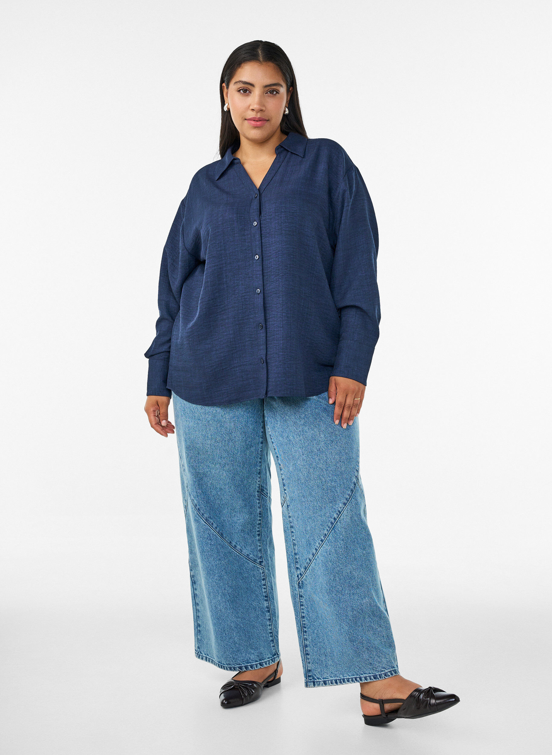 ZizziL&ouml;s skjorta med v-ringning, Bl&aring;, Model image number 1