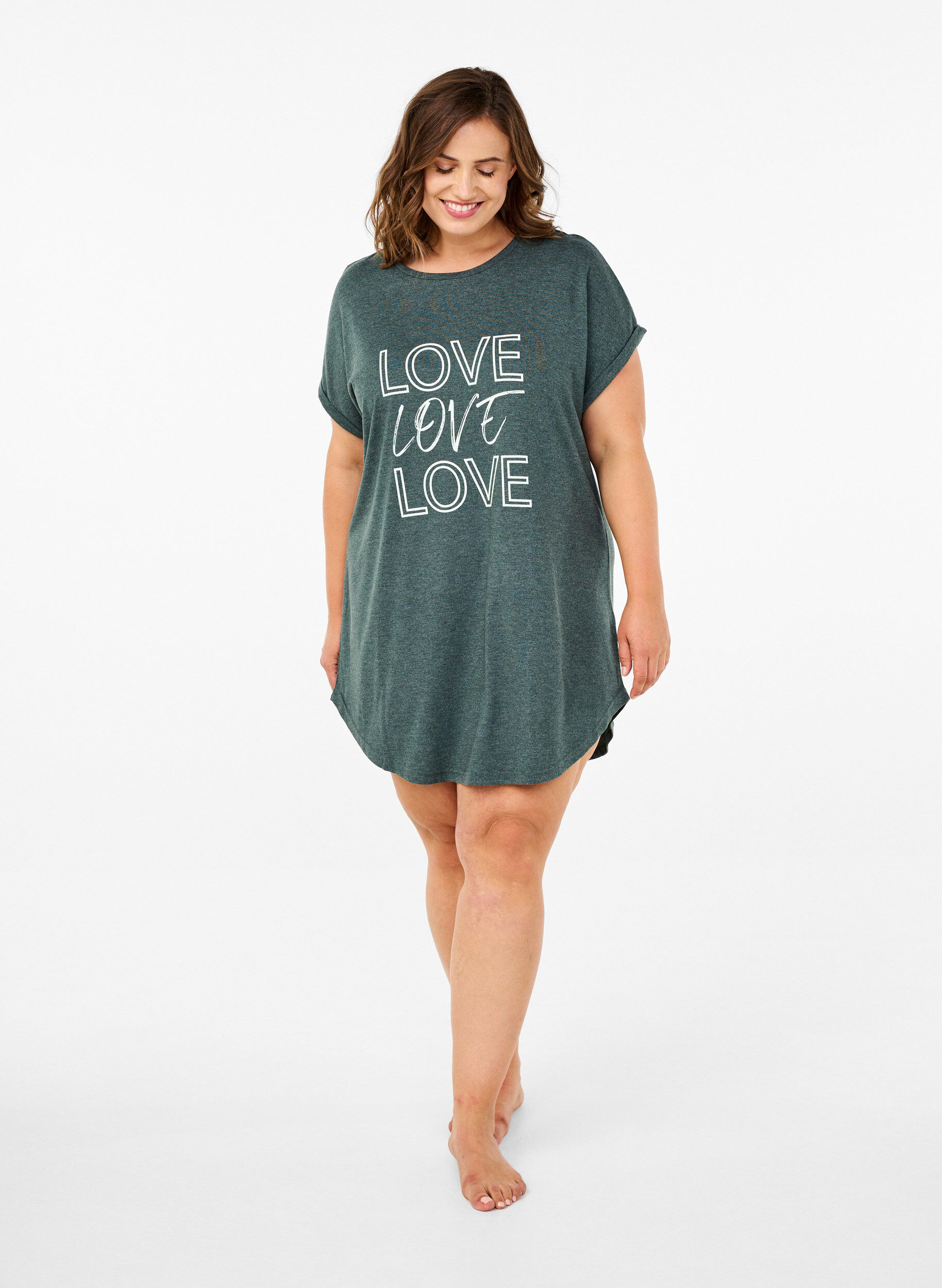 Zizzi Kort&auml;rmat nattlinne med texttryck, , Model image number 1