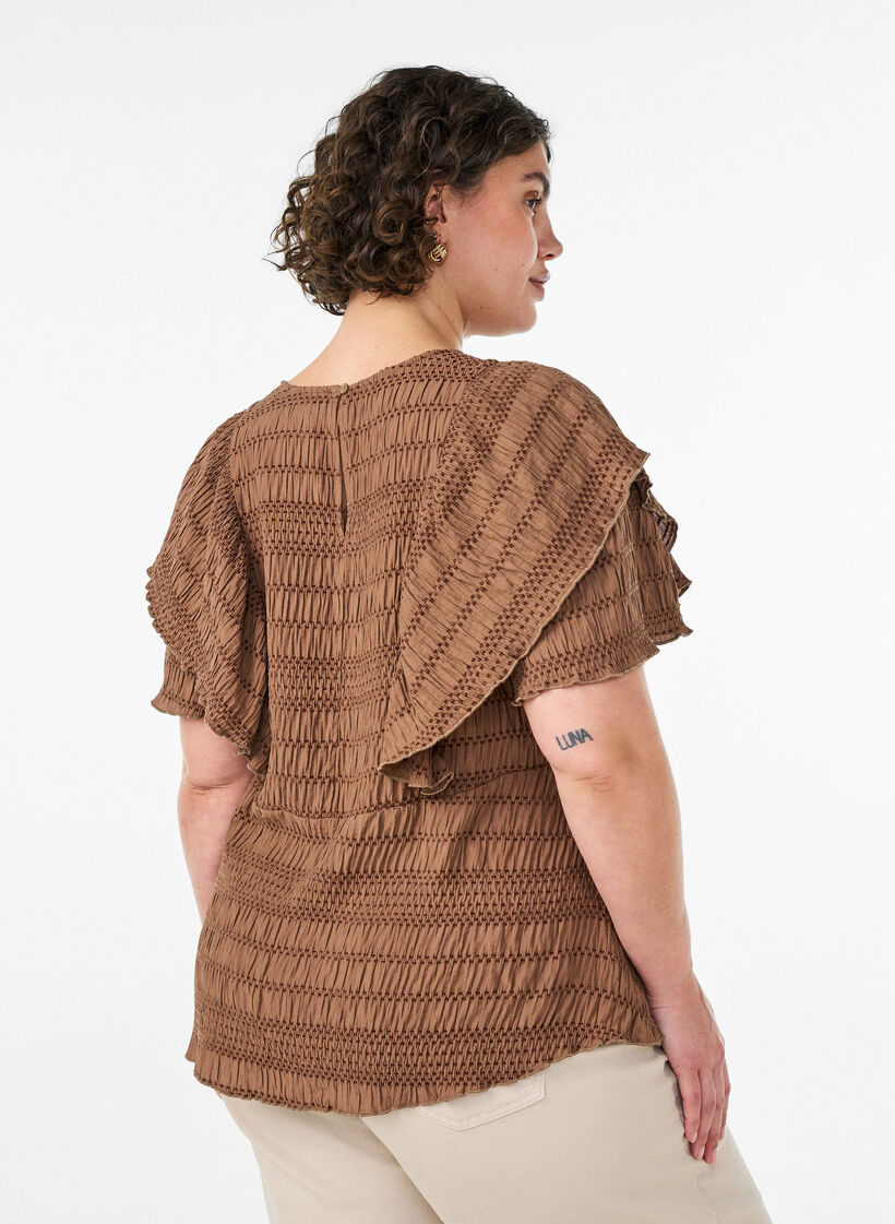Blus med smock och volang&auml;rmar, Brun, Model image number 2