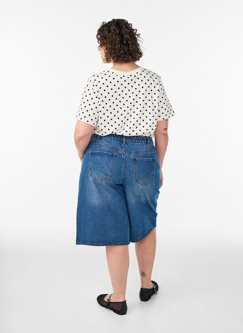 Jeansshorts med h&ouml;g midja, Bl&aring;, Model image number 1