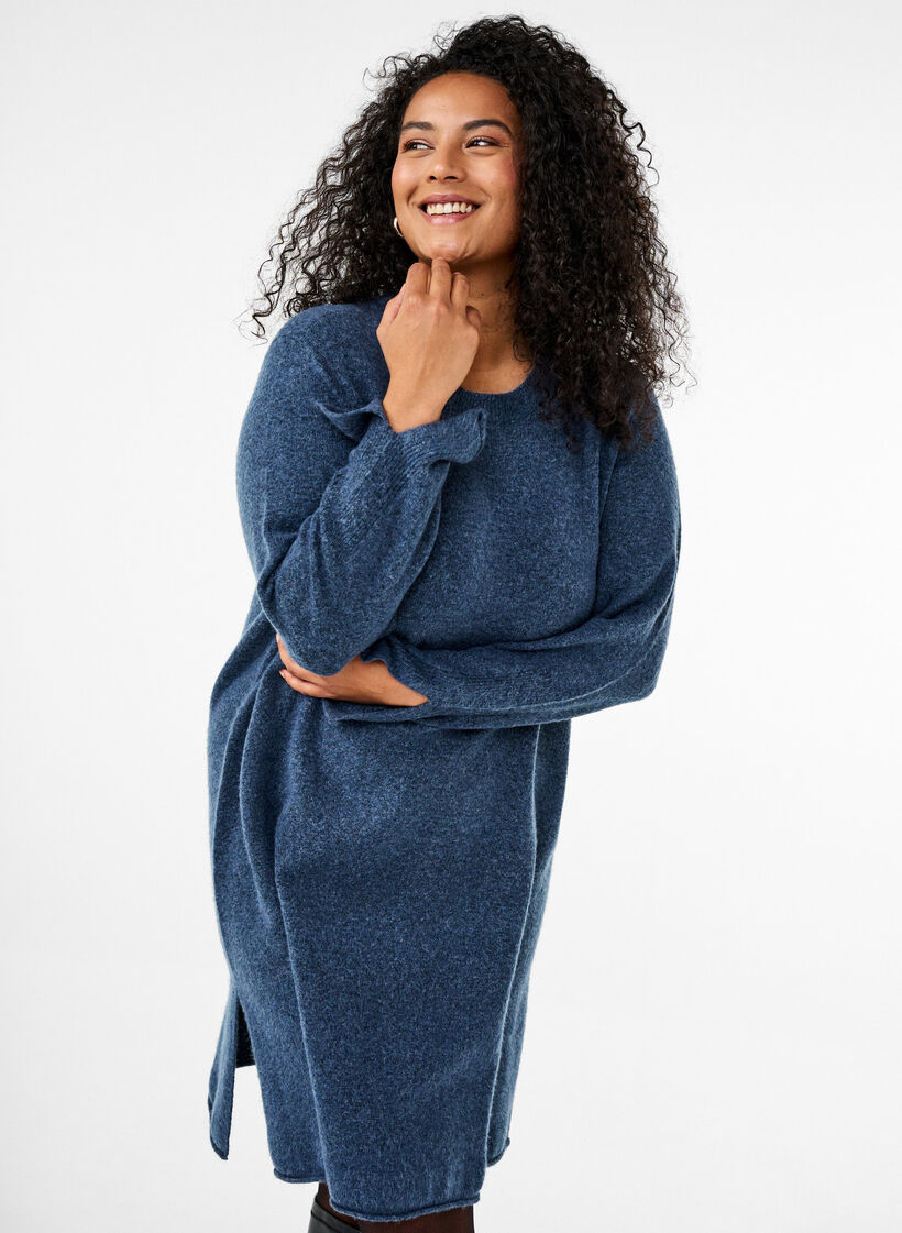 Stickad klänning med slitsar, Bering Sea Mel., Image image number 0