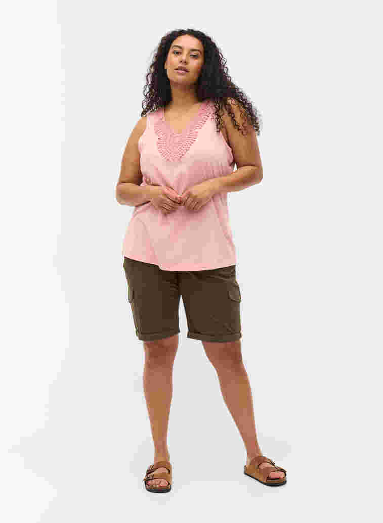 Topp med v-hals och spetsdetaljer, Rose Tan Mel., Model image number 2