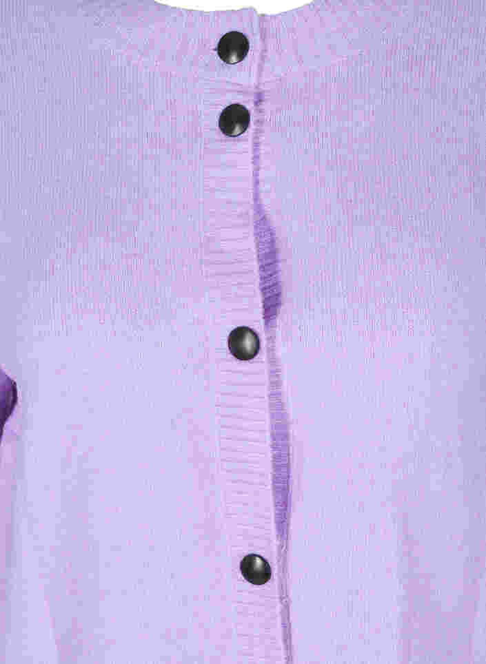 Kort stickad kofta med kontrastfärgade knappar, Purple Rose Mel., Packshot image number 2