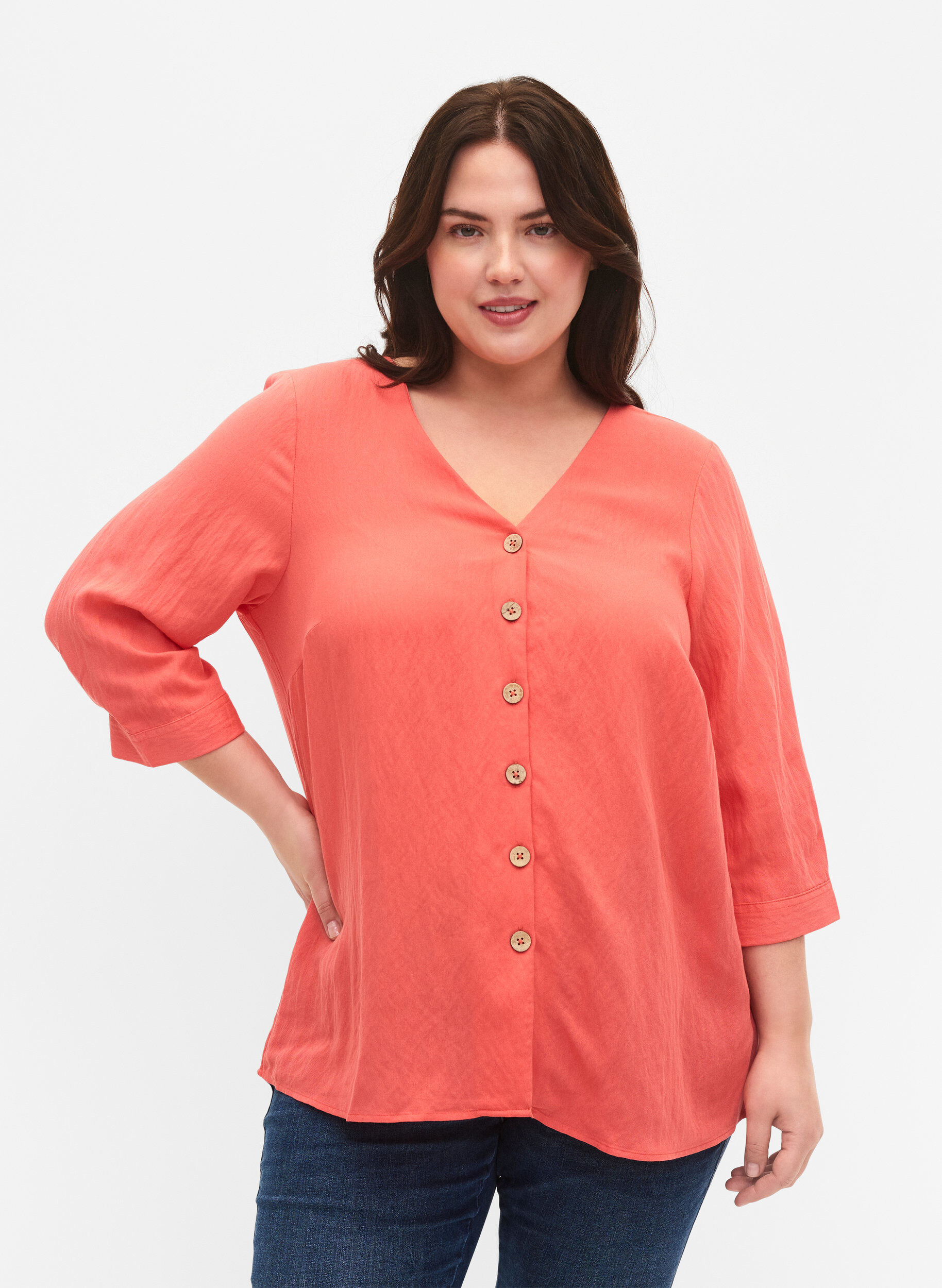 Zizzi V-ringad blus i viskos med knappar, Deep Sea Coral, Model image number 0
