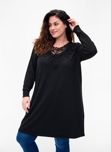 Långärmad klänning med spetsdetaljer, Black, Model image number 0