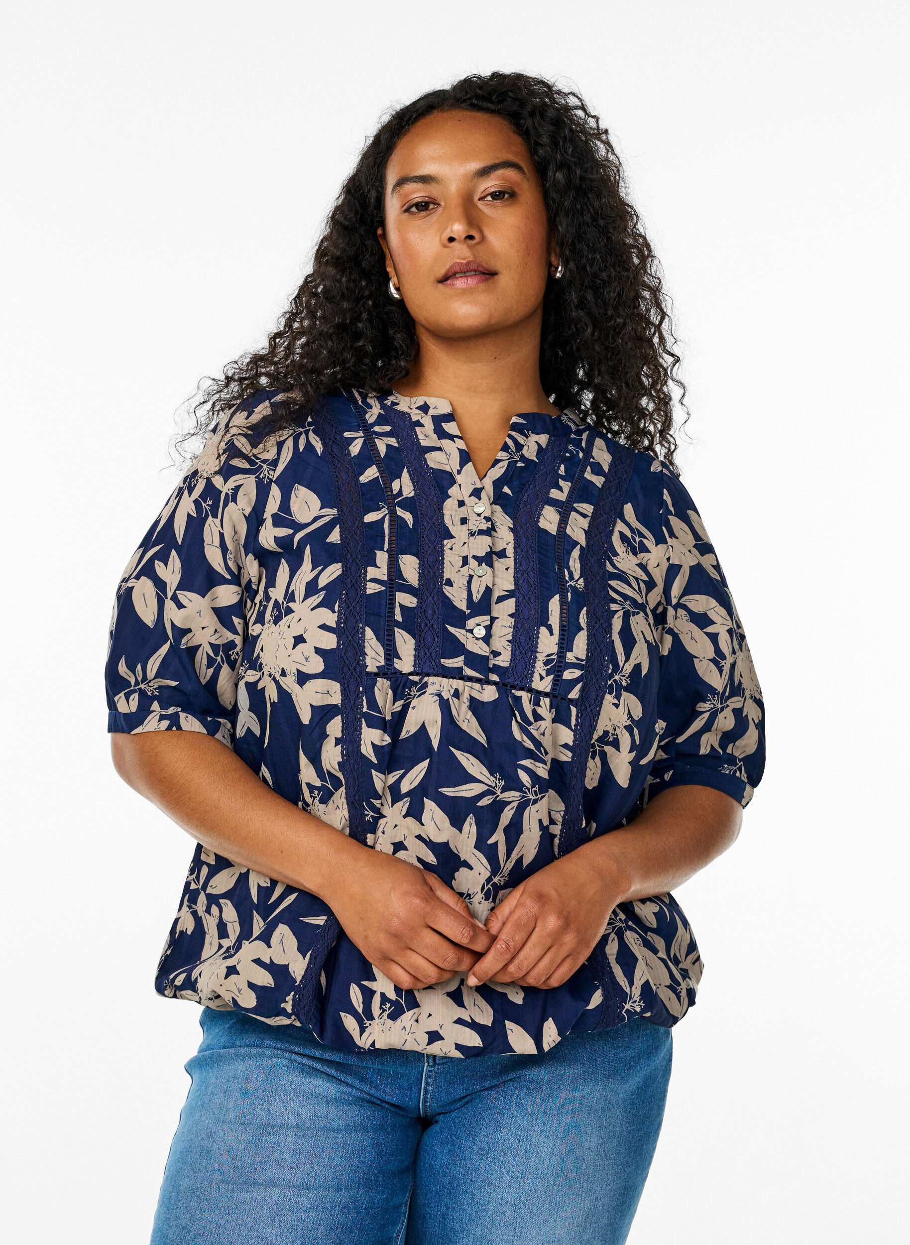 ZizziBlus med tryck och halvkorta &auml;rmar, Bl&aring;, Model image number 0