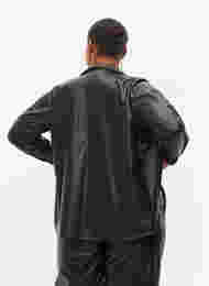 Skjorta i läderimitation, Black, Model