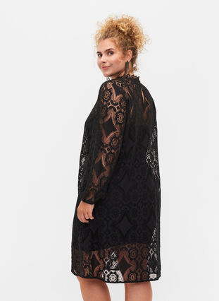 Långärmad klänning i spets, Black, Model image number 1