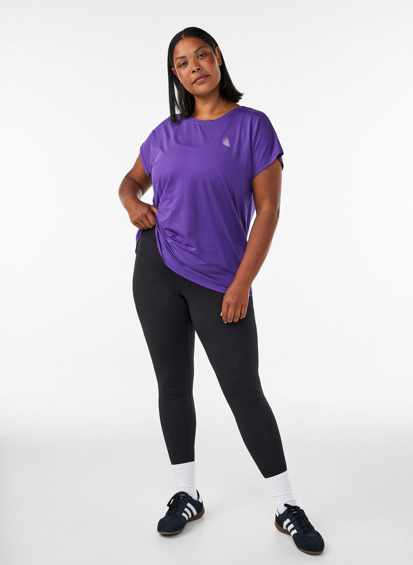 Enf&auml;rgad tr&auml;nings-T-shirt, Lila, Model image number 1