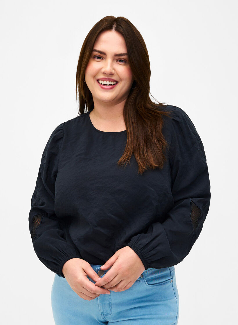 Blus i TENCEL™ Modal med broderidetaljer, Black, Model image number 0