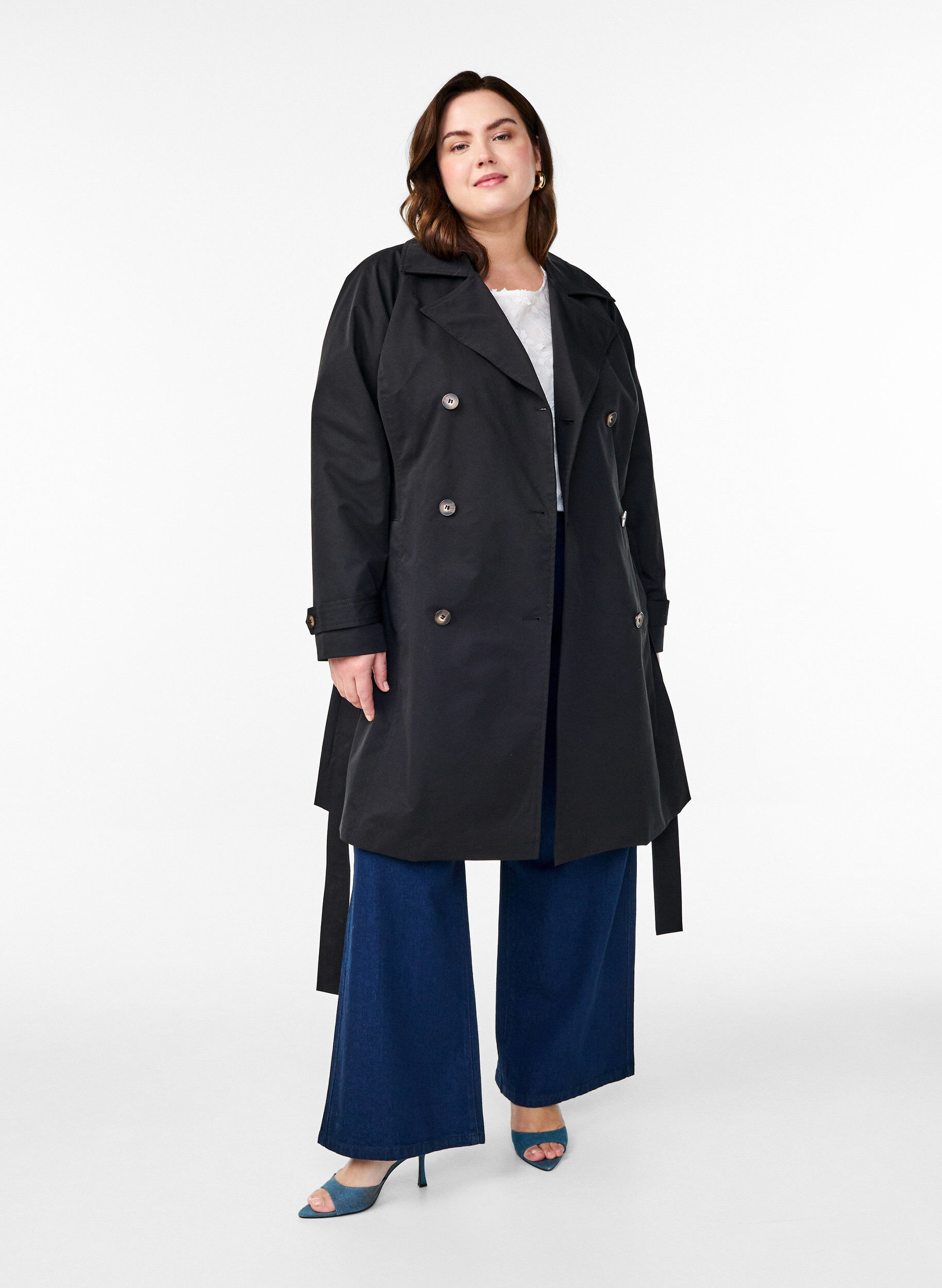 Zizzi Halvl&aring;ng trenchcoat med sk&auml;rp, Black, Model image number 2
