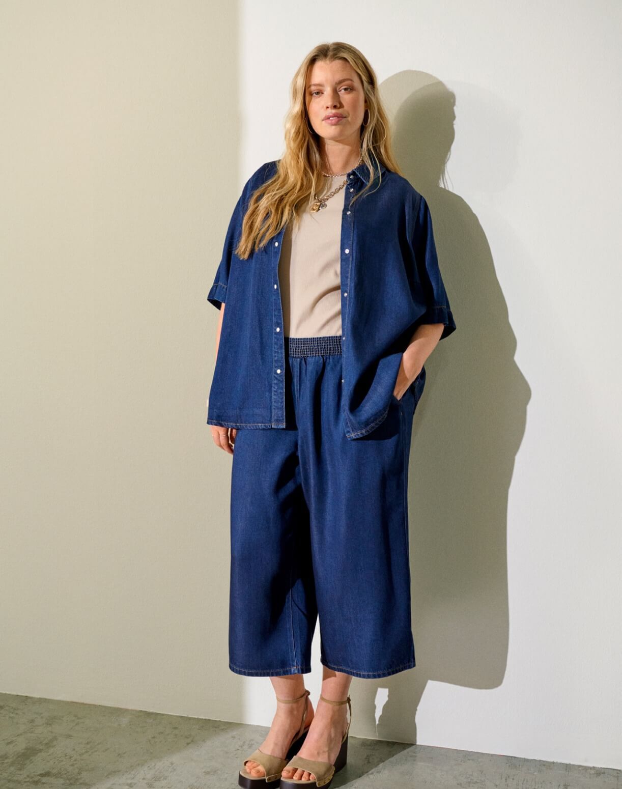 Bruna byxor & leggings