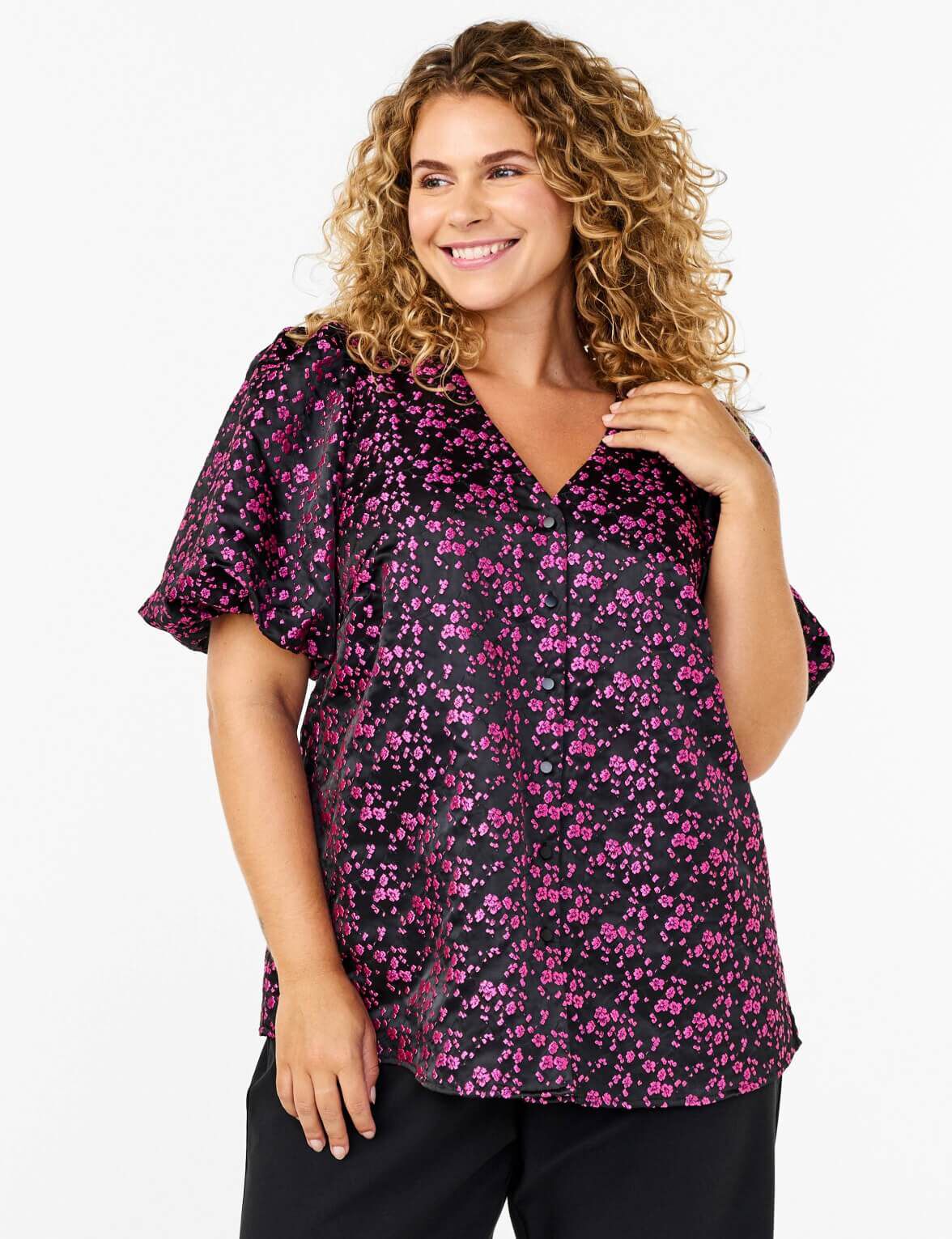 Gr&ouml;na skjortblusar