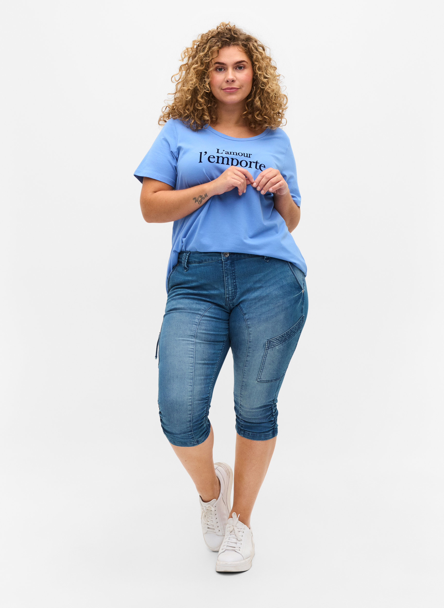 Slim fit capri-jeans med fickor, Light blue denim, Model image number 4